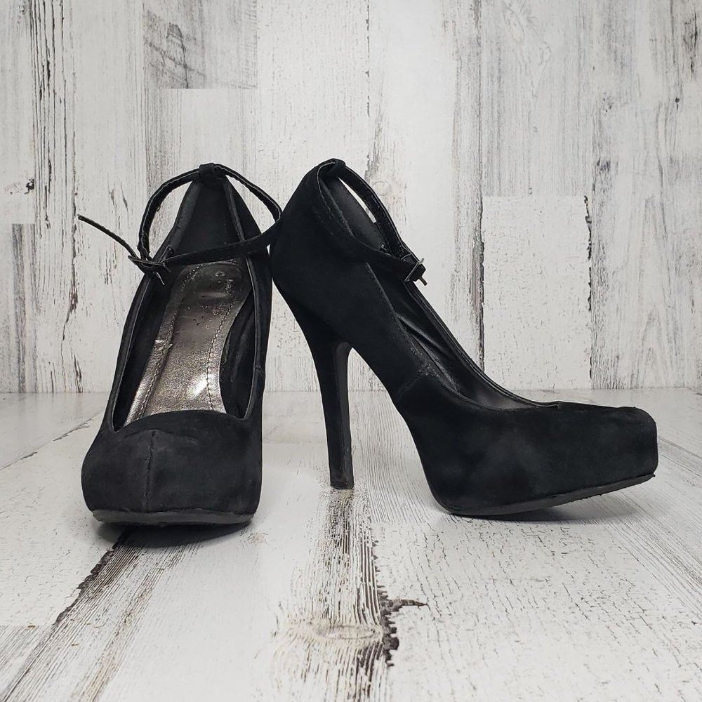 Bamboo Pumps